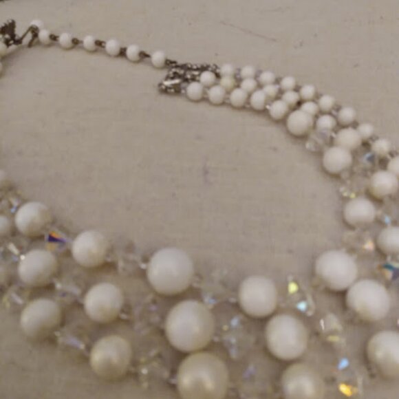 Vintage, multi layered choker and bracelet. - Picture 5 of 5